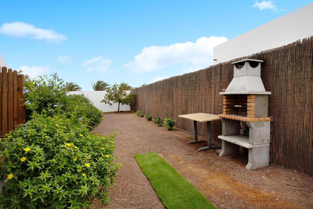 Villa Susana La Oliva Exterior photo